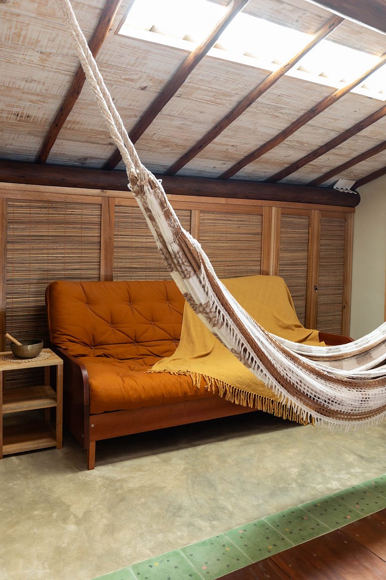 Casa Leo 74 – Seu espaço de viver bem.